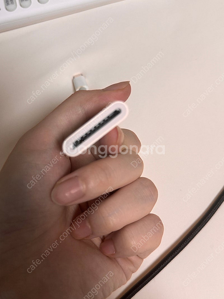 애플 정품 8핀 sd카드리더기--2