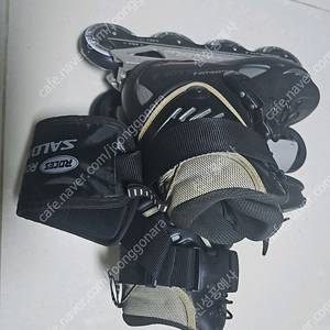 245 롤러블레이드 슬라럼 인라인 팝니다. 6만원 보호대 포함