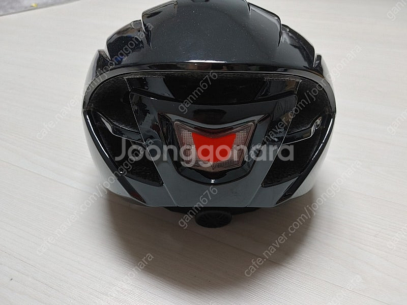 **컨디션상) 산틱 자전거 헬멧 초경량 에어로 후미등 ...--2