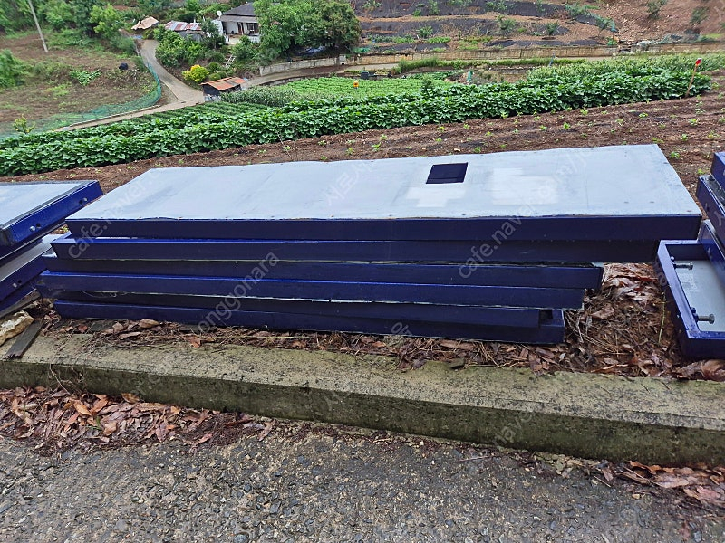 농업용자재 팝니다.(간판용으로도 좋고 울타리용도 좋아요.)--2