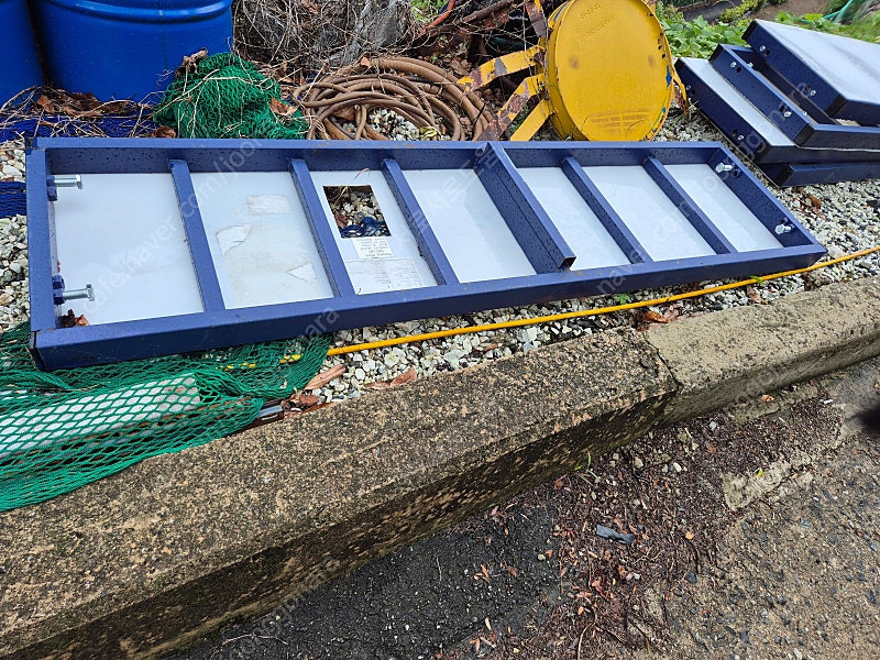 농업용자재 팝니다.(간판용으로도 좋고 울타리용도 좋아요.)--3