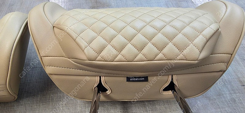 올뉴, 더뉴카니발 3세대 아임반 1열 헤드레스트 판매합니다--2