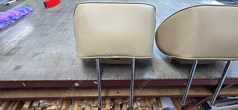 올뉴, 더뉴카니발 3세대 아임반 1열 헤드레스트 판매합니다--3