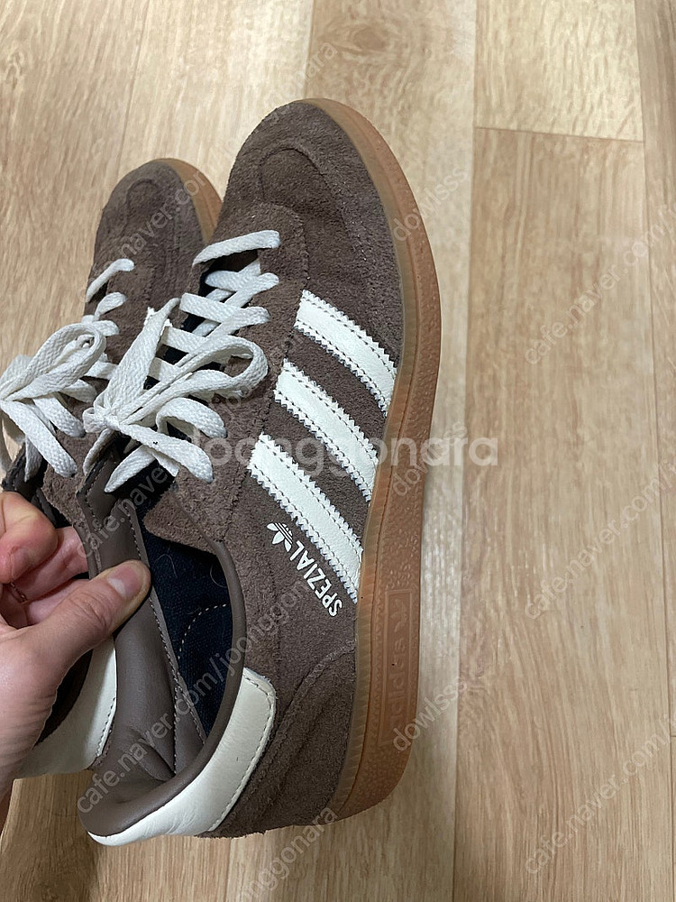 아디다스 스페지알 230--0