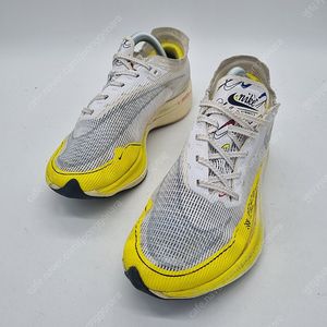 나이키 줌X 베이퍼플라이 넥스트% 2 옐로우 스트라이크 여성 230mm