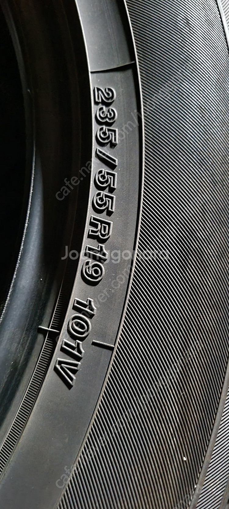 235 55 19요코하마중고타이어한대분팝니다--0