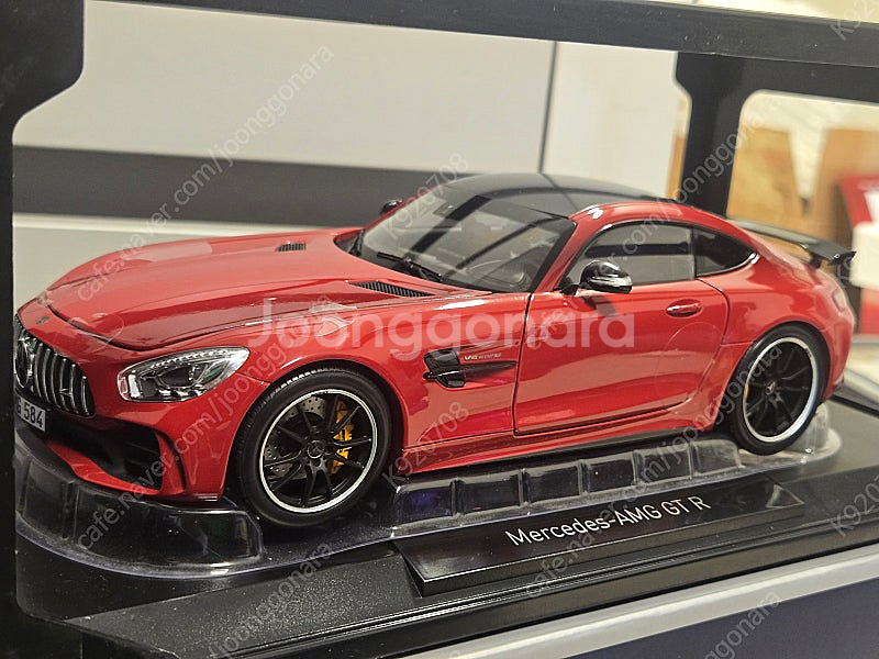 1:18 1/18 노레브 벤츠 AMG GTR 레드 다이...--2