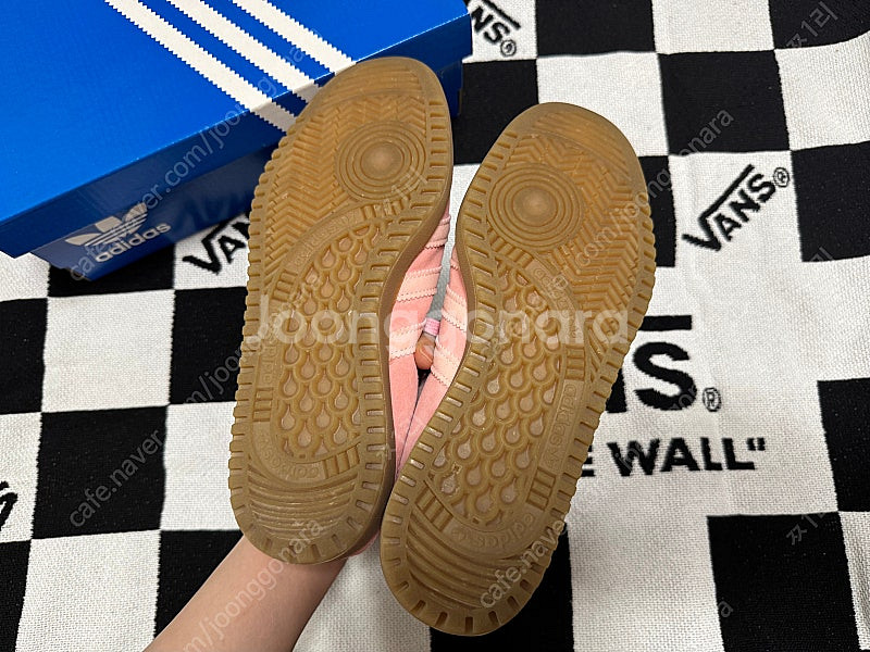 아디다스 버뮤다 핑크 225사이즈--3