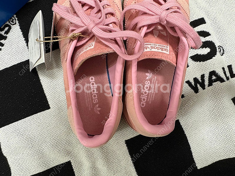 아디다스 버뮤다 핑크 225사이즈--5