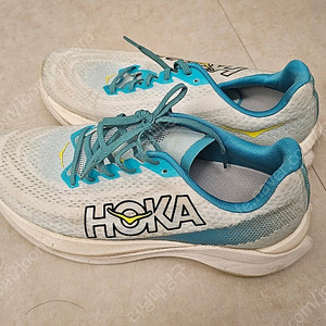 호카 마하x 270mm 러닝화 80,000원