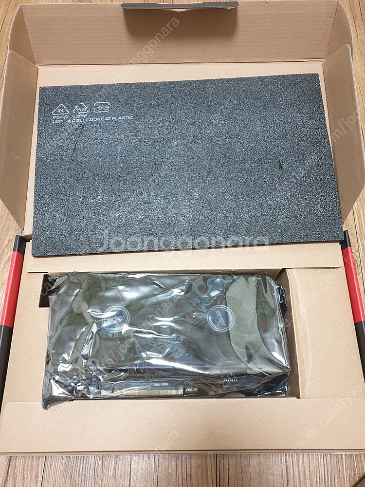 부산 양산-ASUS 라데온 RX7600 8G 팝니다--2