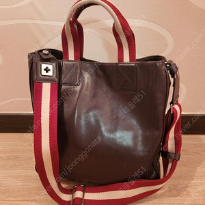 명품발리 남성 크로스 가죽 가방. 브라운색 이미지