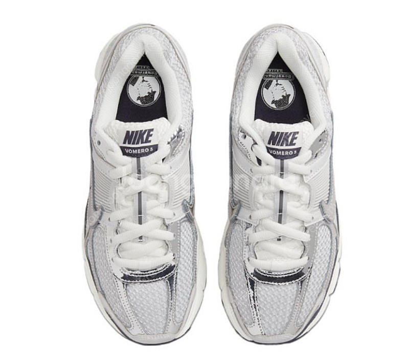 나이키 줌 보메로5 포톤더스트 앤 메탈릭 실버 270m--3