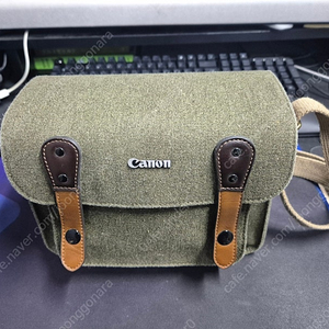 캐논 100D 화이트 팝니다