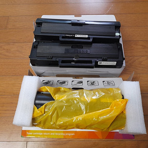 (팝니다) 삼성프린터 토너(MLT-K200L) 3개 일괄 (2만원)