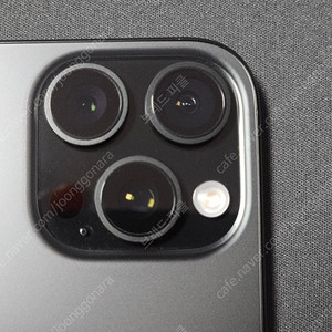 아이폰16 pro max 512GB 신동급 풀박스 정상해지 통신사 SIM제약 없음 공기계 팝니다 -실사용 4개월-