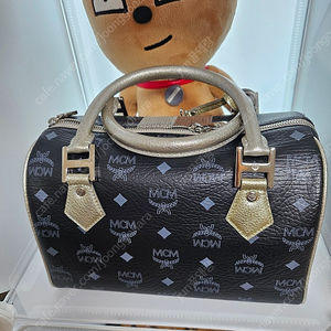 엠씨엠 비세토스 검정 블랙 토트백 여성가방 보스턴백 MCM 가방 mcm 라이온 블랙가방 보스턴백 토드백 가방 #거의새거#