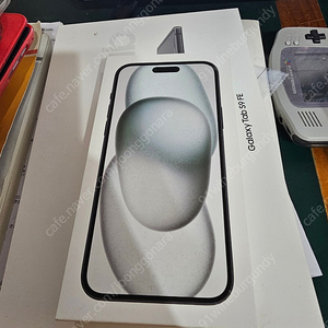 아이폰15 플러스 256gb 팝니다.