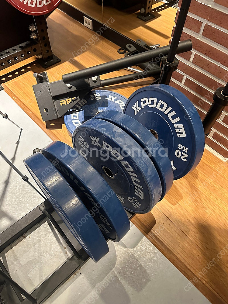 포디움 원판 25,20,10,5kg 판매합니다--0