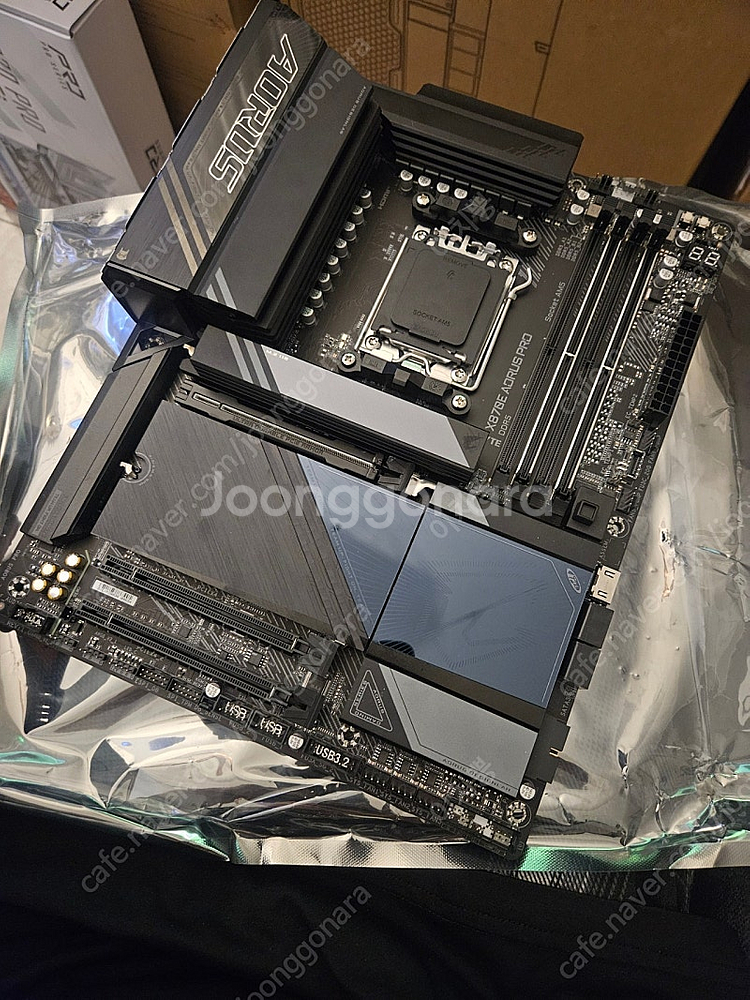 x870e aorus pro 블랙--0