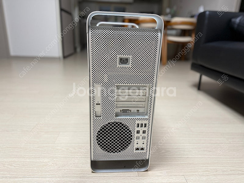 Mac Pro (A1289)--2