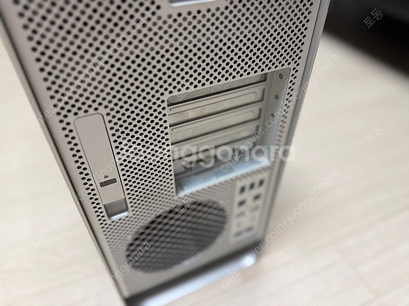 Mac Pro (A1289)--3