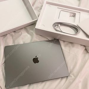 맥북프로 16인치 M2 1TB 고급형 스그색상