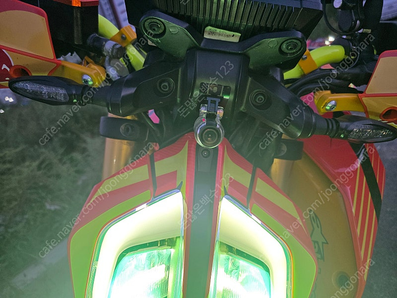 1of1 world KTM Duke390 풀튜닝 듀크 팝니다.(듀크390)/무꿍/무판/무칠 키로수민트 이미지