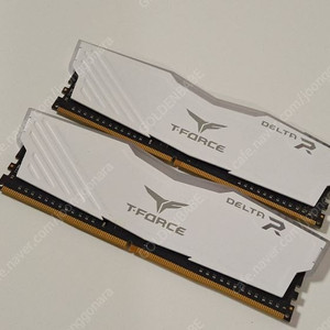 [인증+안전거래회원/최고등급회원/업자아님/개인판매] A급 T Force 티포스 델타 RGB DDR4 메모리 튜닝 램 DDR4-3200 16GB (8GBx2개) 메모리 RGB 패키지
