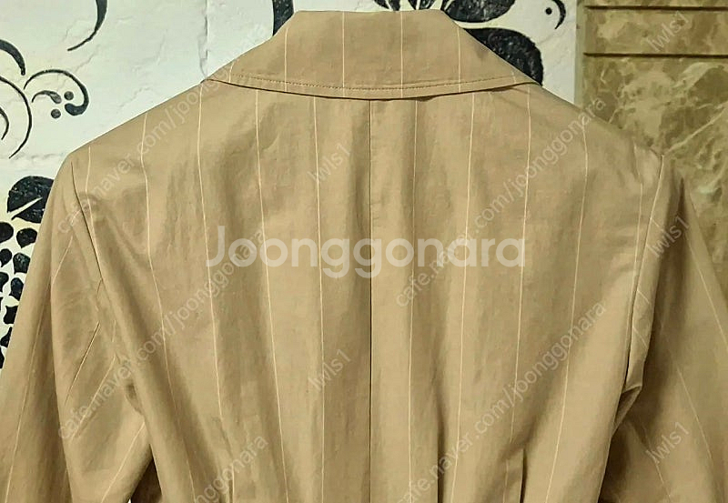에리카 카발리니 정품 스트라이프 자켓 판매합니다--9