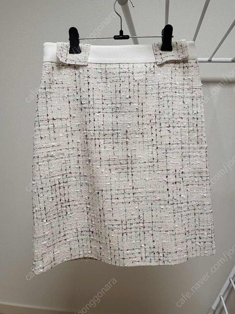(새상품) 한섬 라비타 누보잇 솜사탕 마쥬 사계절 트위드 스커트 M 27-28추천 이미지
