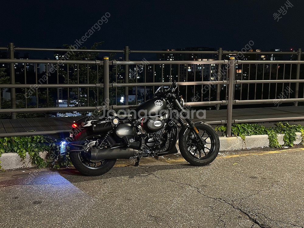 21년식 아퀼라 300 8800km 주행--2