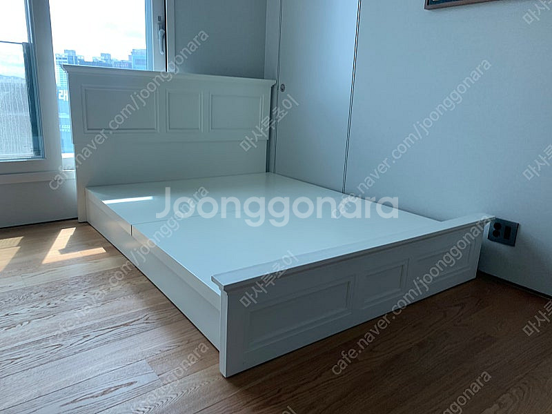 화이트 원목침대 프레임 퀸사이즈 상태최상(매트리스x)--2