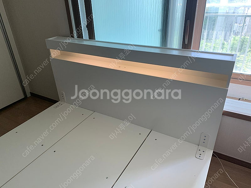 LED조명&USB 2구충전 화이트 침대 프레임 라지킹사...--5