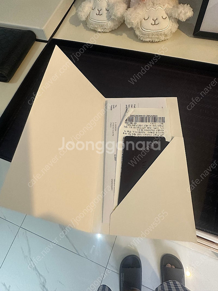 프라다 퀼팅 파우치백 금장 체인 새상품--8