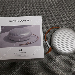베오플레이 뱅앤올룹슨 A1 2세대 판매합니다.