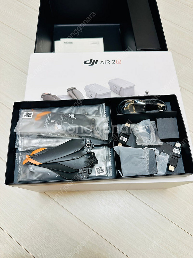 DJI AIR2s 플라이모어 콤보 풀박 60만--1