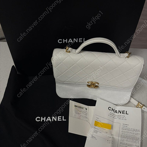 (정품)샤넬 화이트 탑핸들 핸드백