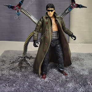 토이비즈 슈퍼포저블 닥터옥토퍼스 팝니다