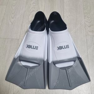 엑스블루 오리발 화이트/그레이 숏핀