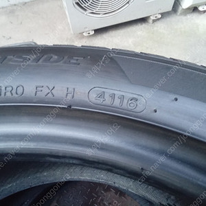 18인치 윈터타이어 한국타이어 icept evo2-245 40 18 두개,225 45 18 두개, 한대분 합8만원 서울 16년생산