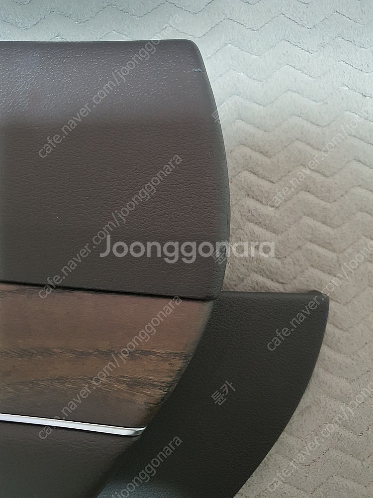 G80 RG3 뒷좌석 도어트림 팝니다--7