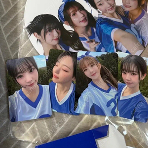 qwer 우리틴틴 포카, 부채