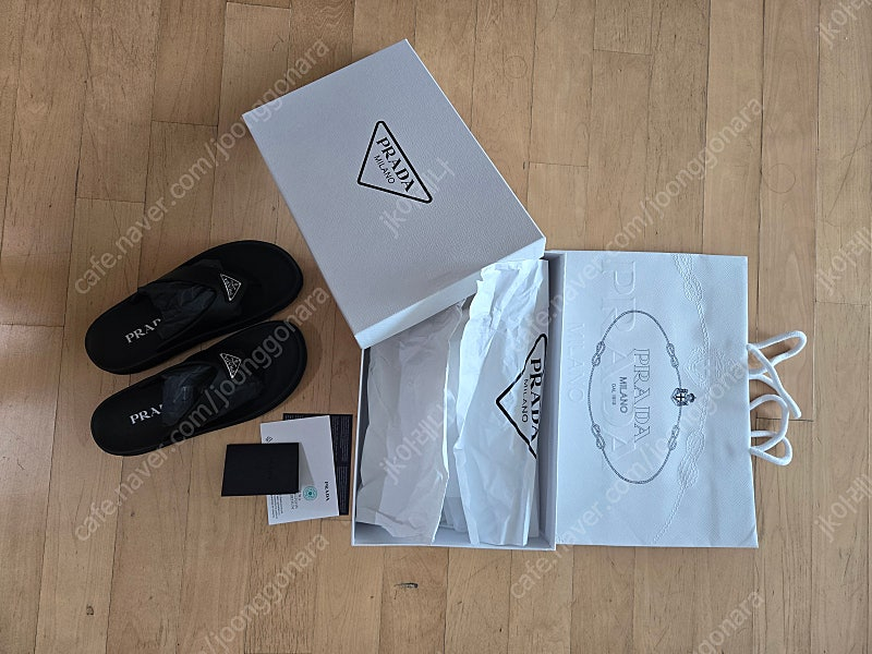 새제품)프라다 러버 통 샌들 쪼리(샤넬,에르메스,구찌 이미지