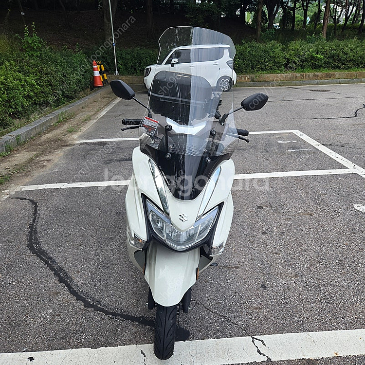 버그만 스트리트125 스쿠터 서울--0