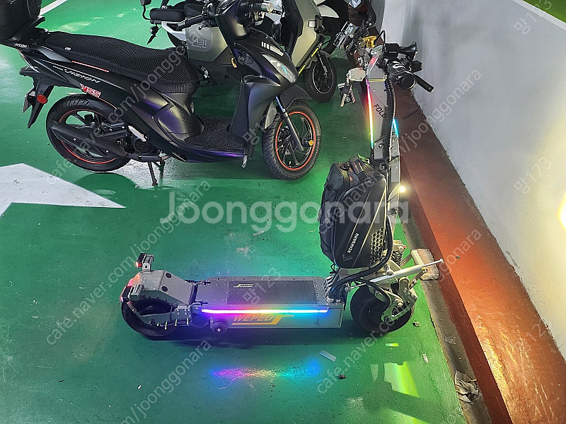위페드 폴드3 팝니다--3