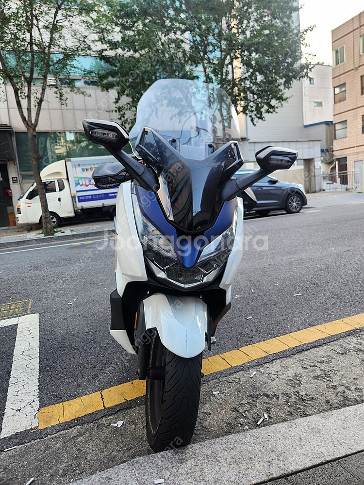 2018년식 포르자300 103,xxxkm 120만원--0