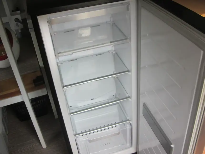 (고장) 딤채 김치 냉장고 102리터 WDS10CPRFS 증발기 고장 전원 및 컴프레셔 작동됨 (택배 불가) 이미지