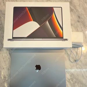 * 맥북프로 16인치 M1 Pro 스페이스그레이 512GB 16GB S급 팝니다. *