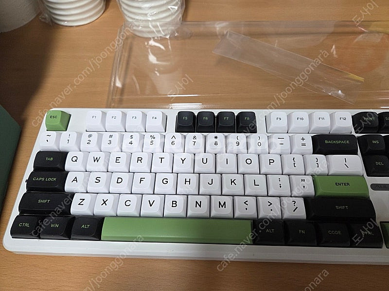 독거미 F87 키보드 팝니다.--1